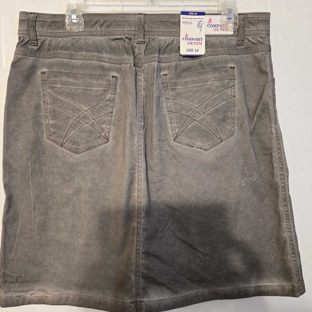 NWT Comfort Denim. Skirt.     A38 - Picture 2 of 3